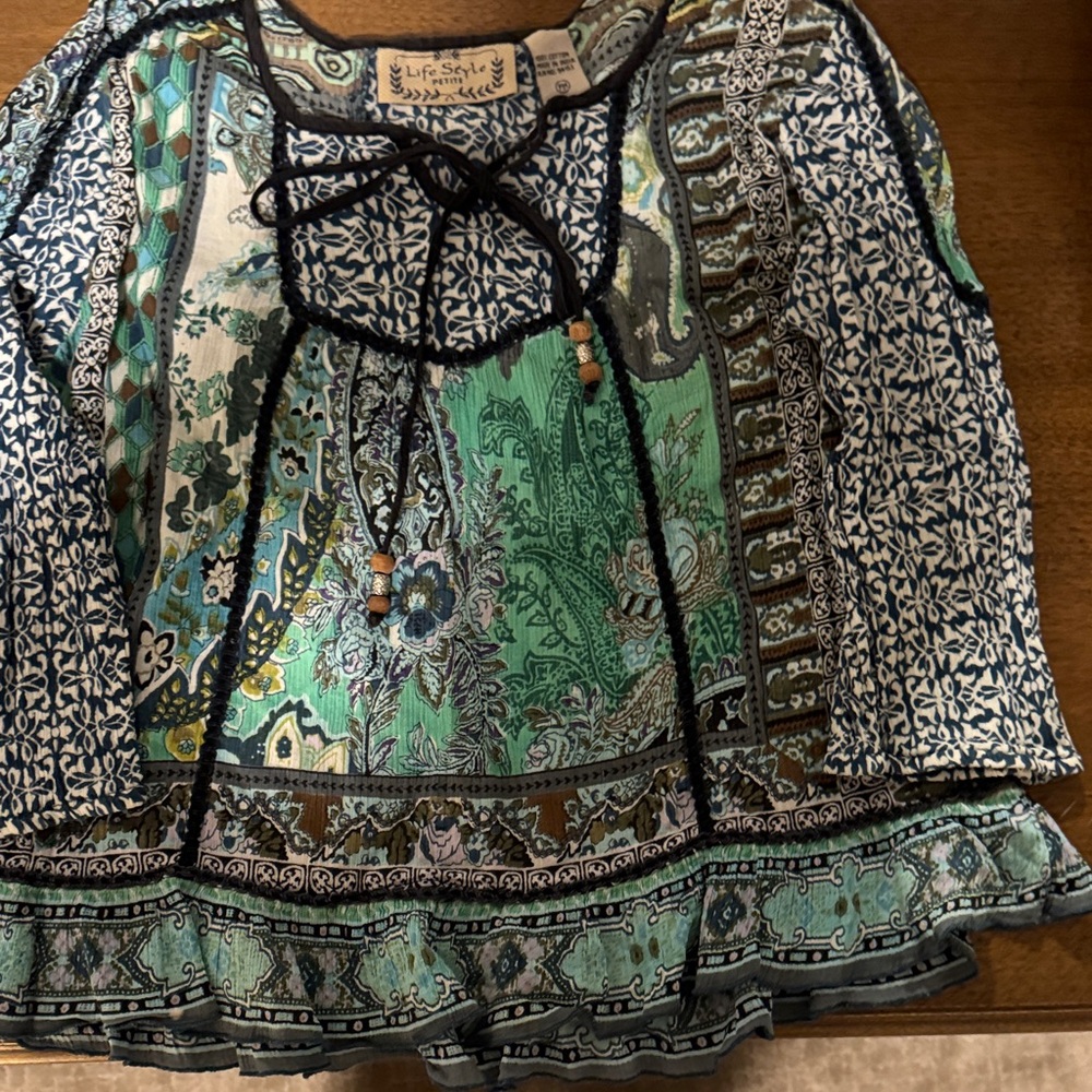 Lipsy Women's Floral Patchwork Blouse - Blue and Green